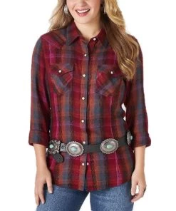 Wrangler Women's Retro Flannel Purple Plaid Snap Shirt