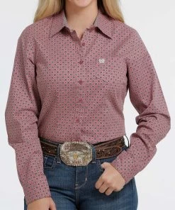 Cinch Women's Pink Geometric Button Down Shirt